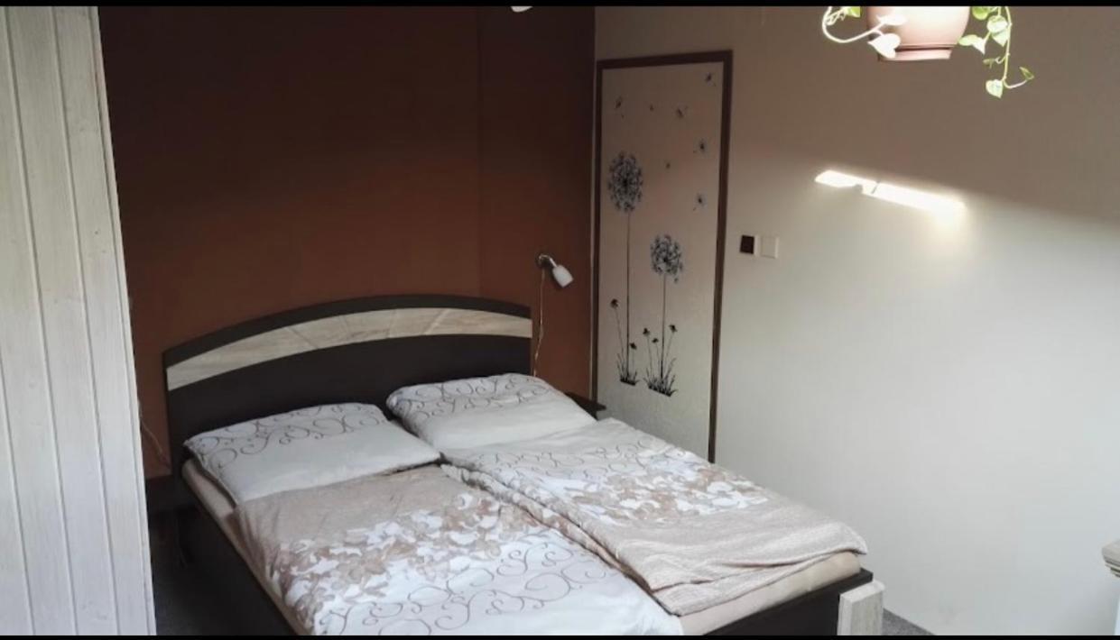 Zaboj Restaurant Hotel Karlovy Vary Luaran gambar
