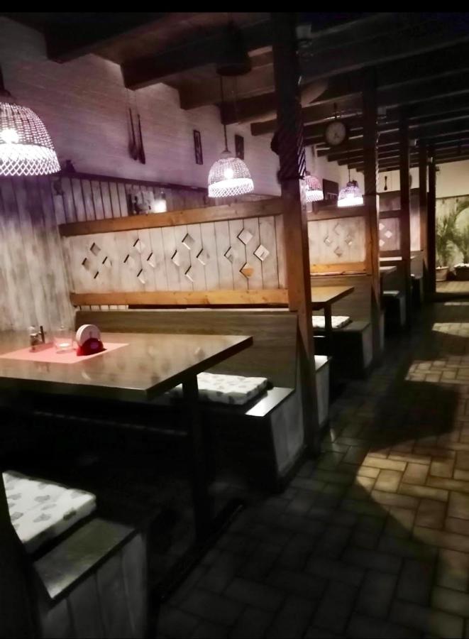 Zaboj Restaurant Hotel Karlovy Vary Luaran gambar